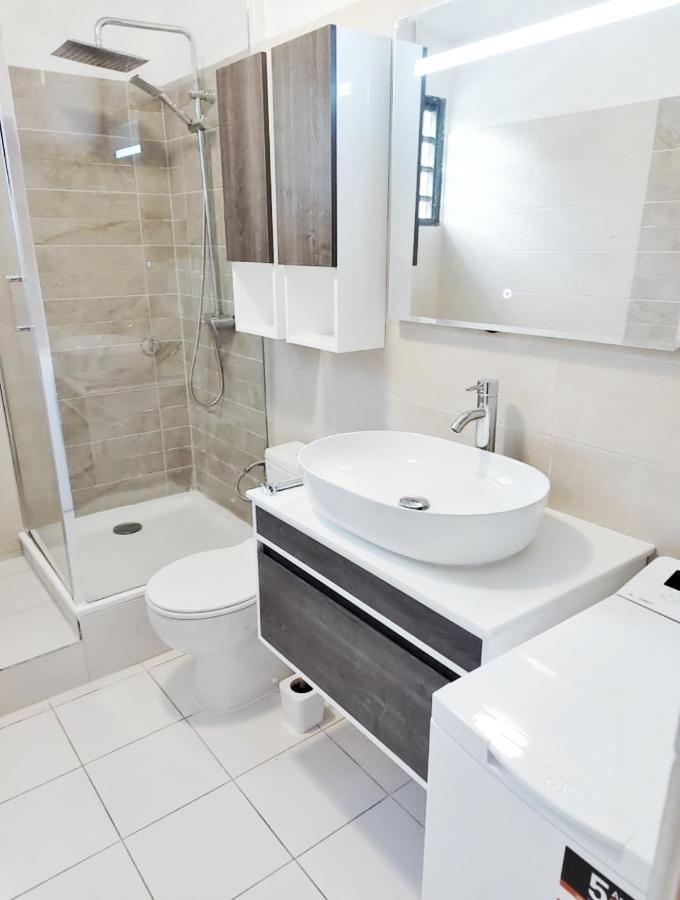Appartement Cosy Dans Residence Avec Piscine Фор дьо Франс Екстериор снимка